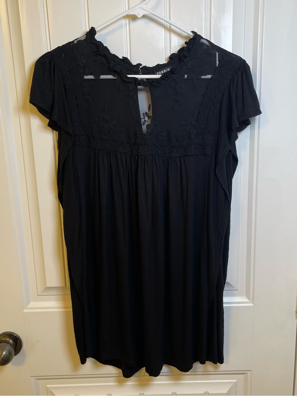 torrid Women’s 14/16 Black Lace Yoke Flutter Sleeve Blouse